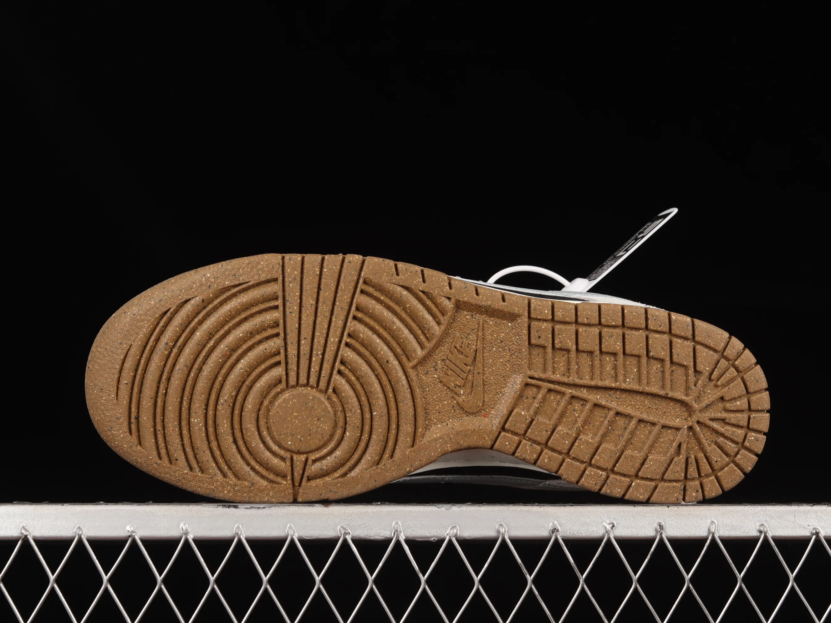 All categories Nk SB Dunk series Nk SB Dunk Low low-top sneakers Nk SB Dunk Low "85" black gray SB low-top sports and leisure sneakers DO9457-118
